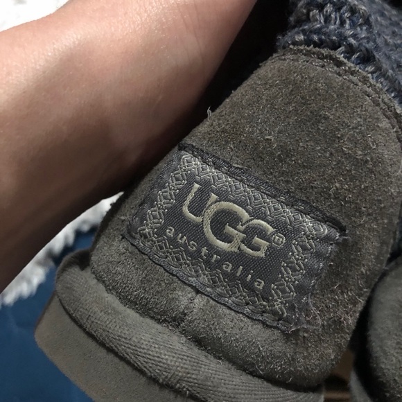 Ugg Bailey Button Boot 8 RARE - Picture 6 of 9